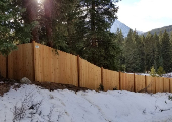 Wood-Fences-Solid-Picket